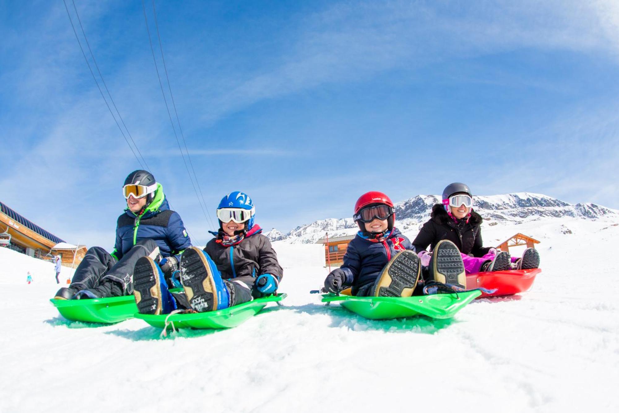 Chalet Alpe D'Huez 1850-Sea And Mountain Pleasure Avec 2 Appartements- 1 Appartement 3 Chambres 8 Couchages - 3 Salles D'Eau Et 1 Appartement 5 Chambres 12 Couchages 5 Salles D'Eau - Jacuzzi Et Sauna -Pieds Des Pistes Et Centre Bagian luar foto