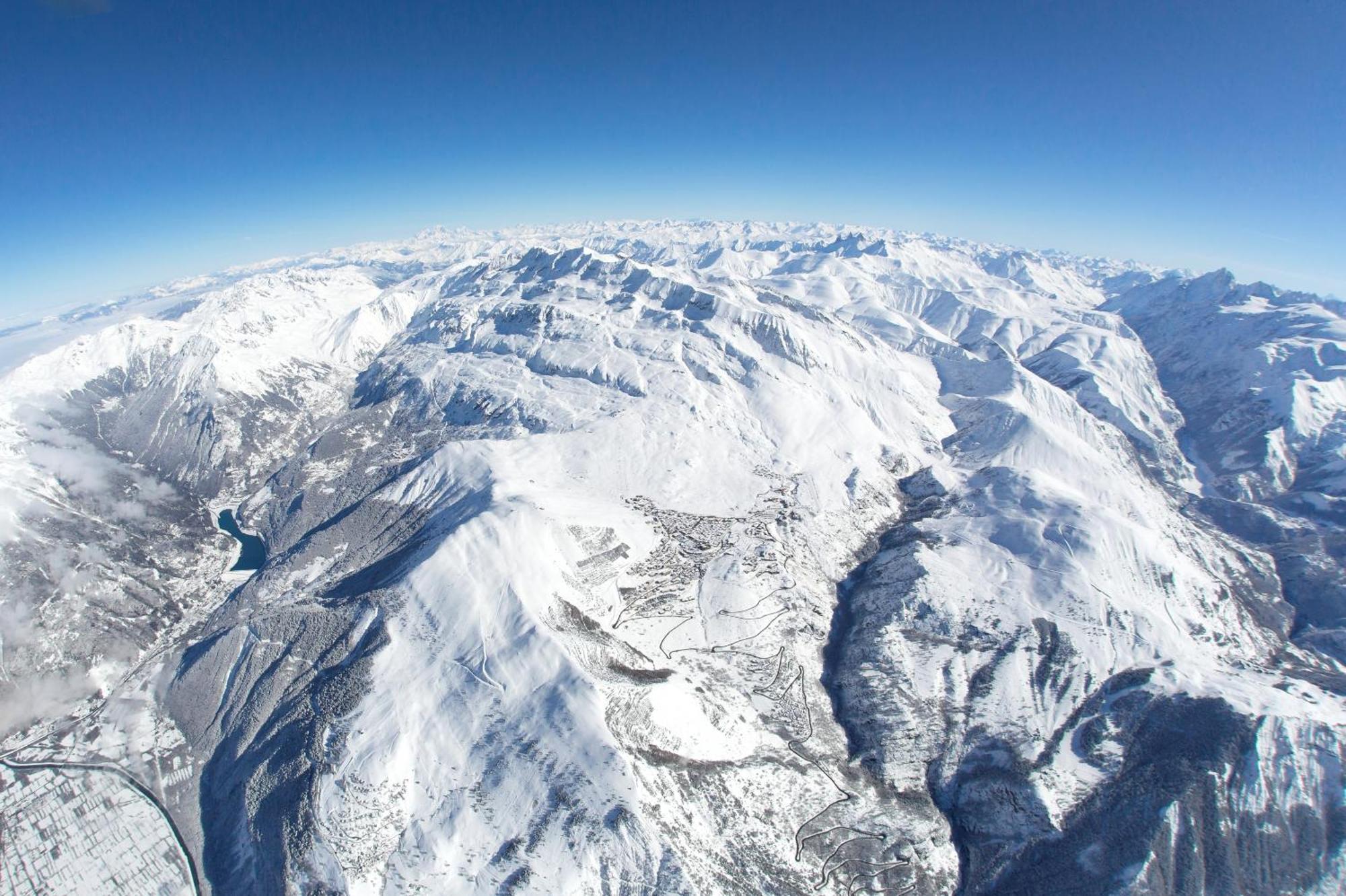 Chalet Alpe D'Huez 1850-Sea And Mountain Pleasure Avec 2 Appartements- 1 Appartement 3 Chambres 8 Couchages - 3 Salles D'Eau Et 1 Appartement 5 Chambres 12 Couchages 5 Salles D'Eau - Jacuzzi Et Sauna -Pieds Des Pistes Et Centre Bagian luar foto