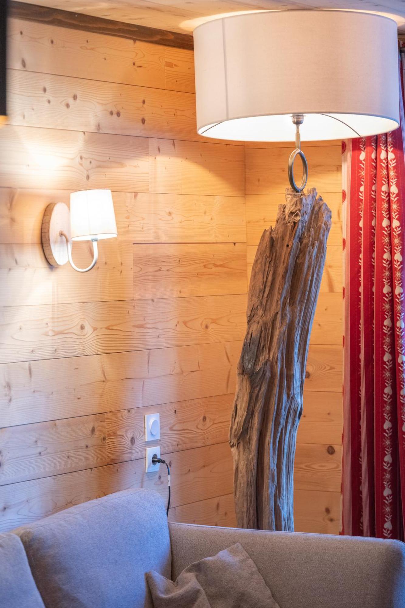 Chalet Alpe D'Huez 1850-Sea And Mountain Pleasure Avec 2 Appartements- 1 Appartement 3 Chambres 8 Couchages - 3 Salles D'Eau Et 1 Appartement 5 Chambres 12 Couchages 5 Salles D'Eau - Jacuzzi Et Sauna -Pieds Des Pistes Et Centre Bagian luar foto